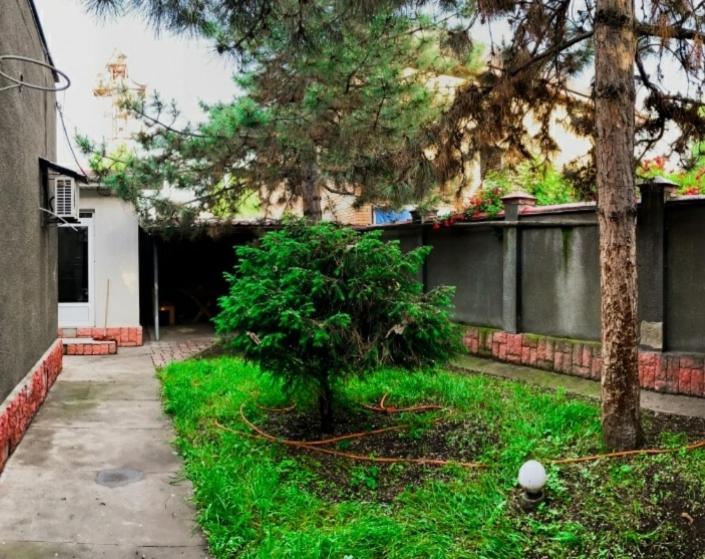 Ala-Bel Guesthouse Bishkek Exterior photo